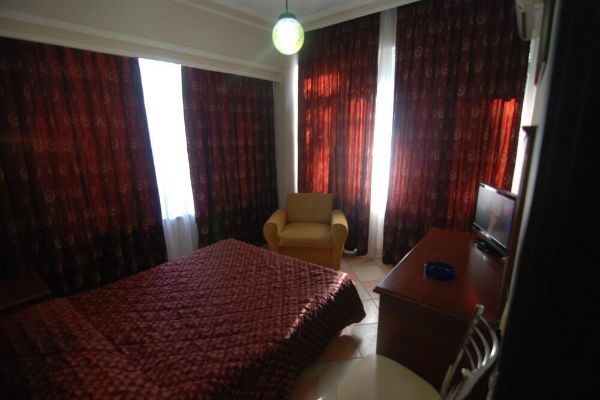 Temiz Otel (Alanya)